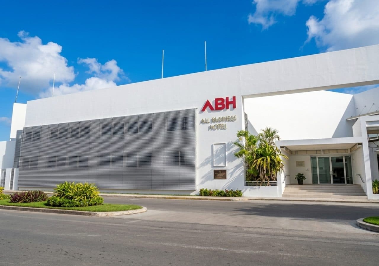 Hotel en venta en el corazón de Chetumal, capital del Estado de Quintana Roo. — Centro, Chetumal