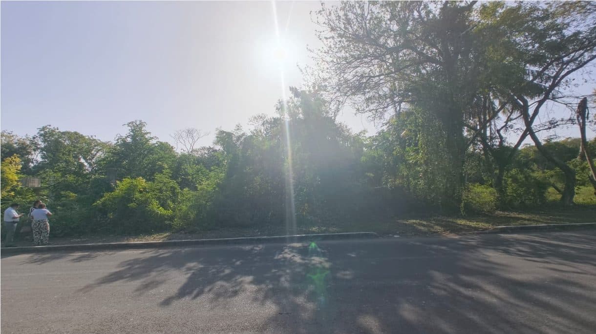 TERRENO EN VENTA BOULEVARD BAHIA — Fraccionamiento Caribe, Chetumal