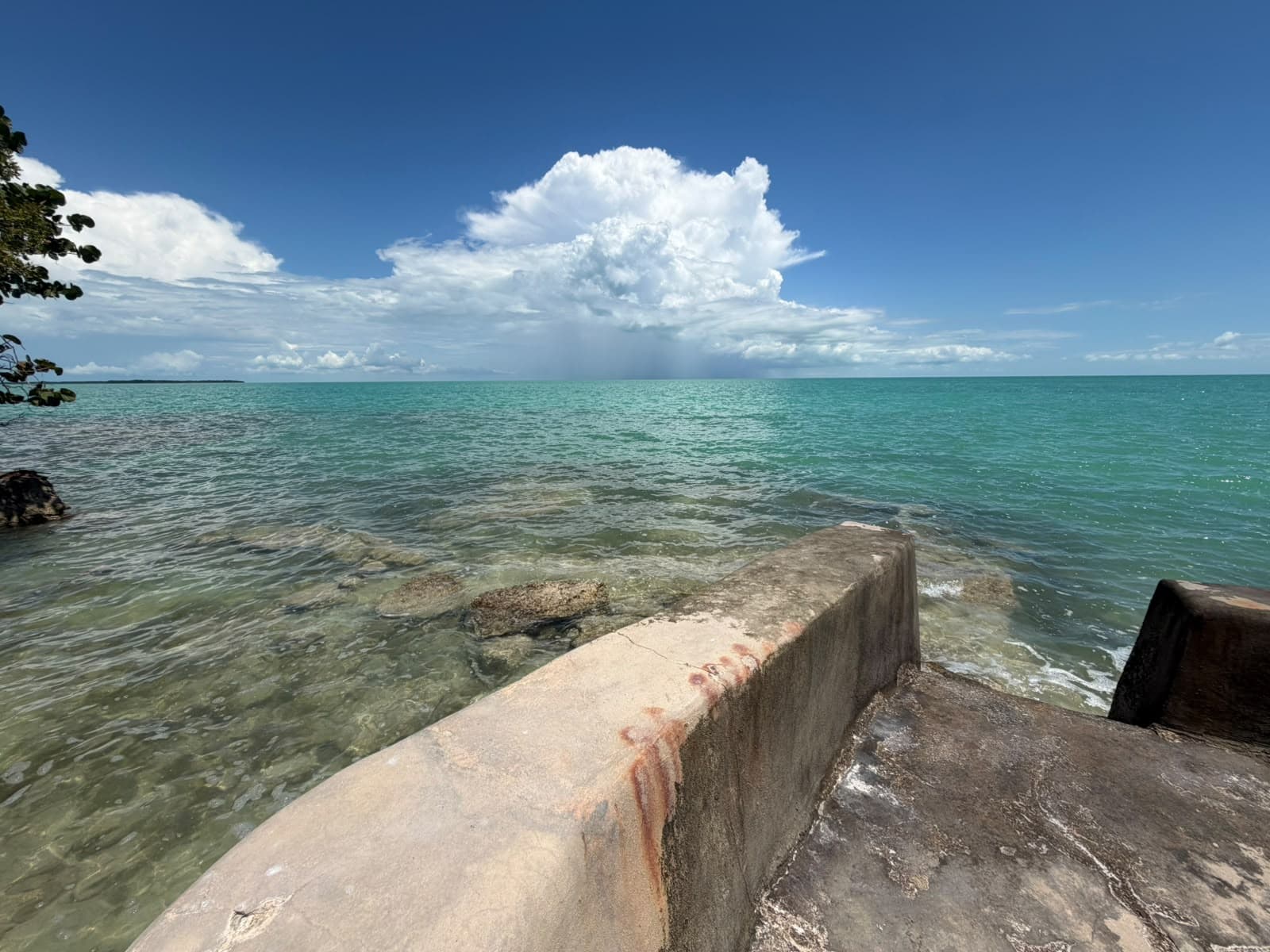 CASA EN VENTA O RENTA BOULEVARD BAHIA — Bosque, Chetumal