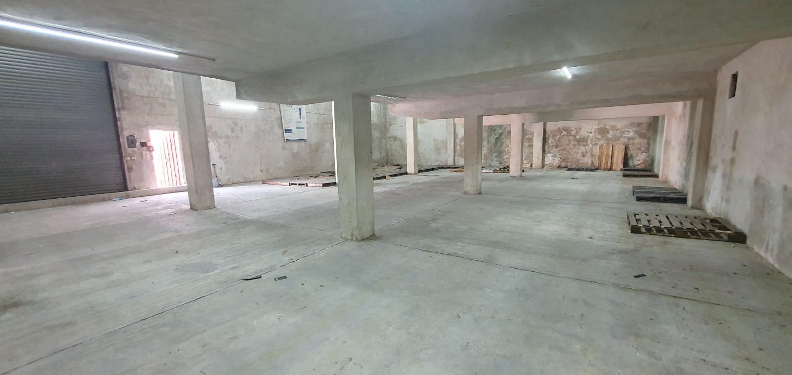 Local comercial en Centro — foto 1