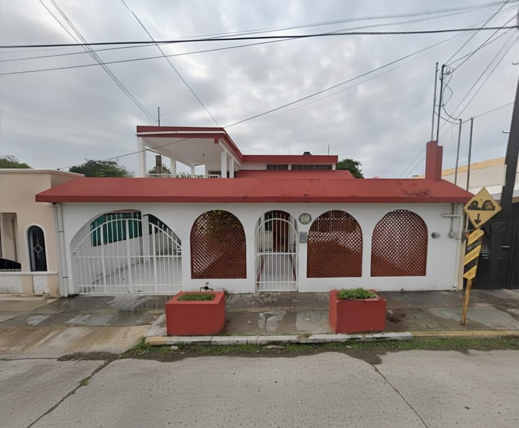 Casa en av. Héroes — Adolfo López Mateos, Chetumal